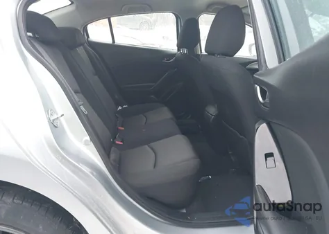 2018 Mazda Mazda3 Sport из США, поврежденный, VIN 3MZBN1U75JM264950